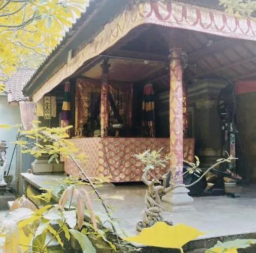 Purnama House 3*